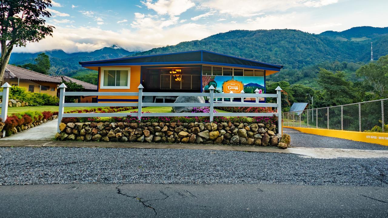 Hotel Central Boquete Exterior photo
