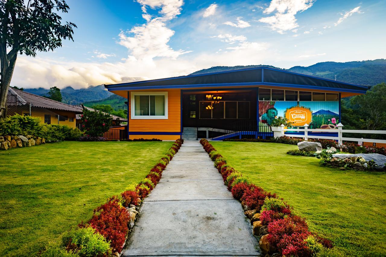 Hotel Central Boquete Exterior photo